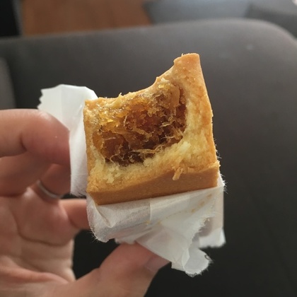 サニーヒルズのパイナップルケーキ03.jpg